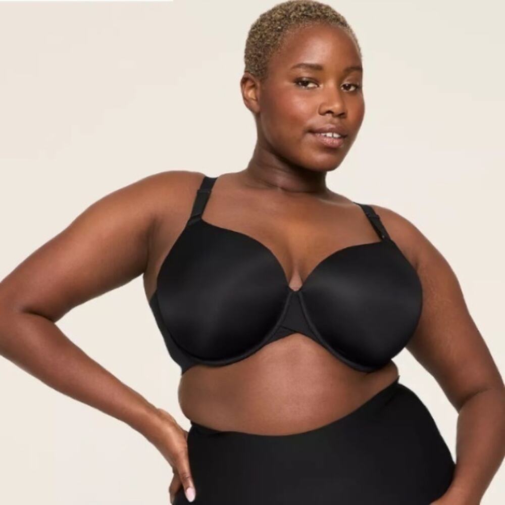 Cacique lightly lined full coverage. Smooth back bra. Black. 42C.